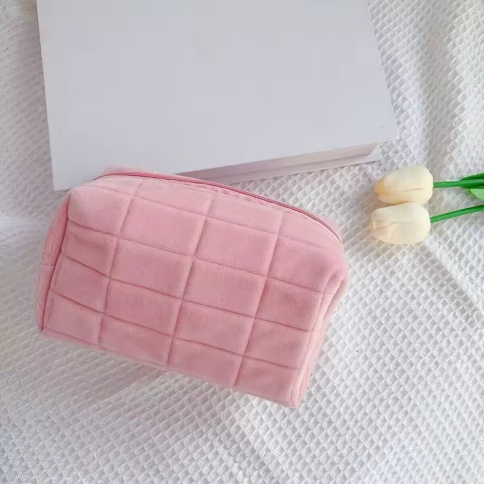 Cute Portable Cosmetic Bag – Travel Makeup Pouch for Women
